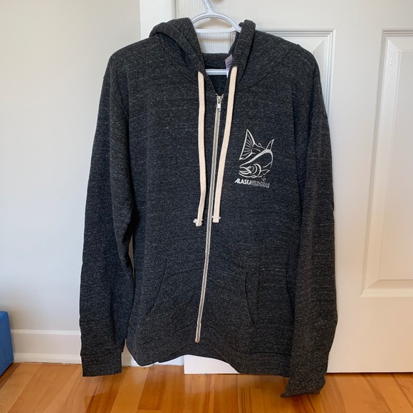 Alaska Wildgear zip up hoodie - Picture 2 of 9